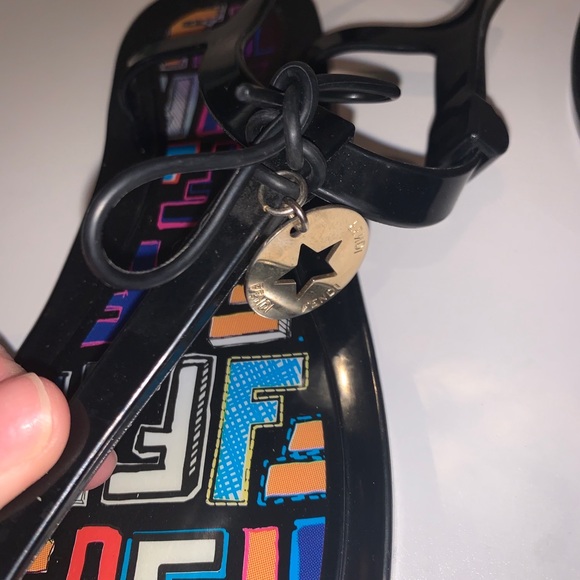 FENDI Jelly Sandal - plastic, pool sandal slide - Picture 5 of 10